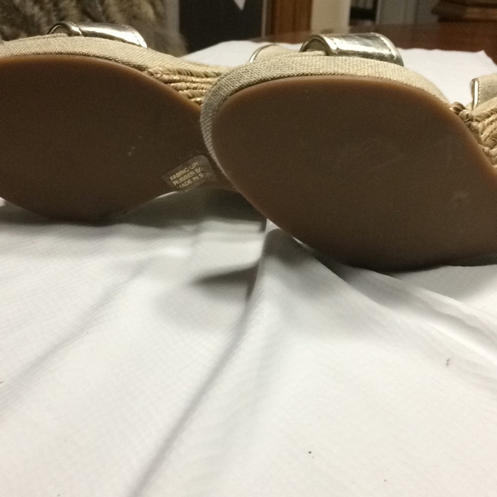 Sandals - Picture 4 of 4